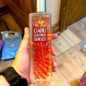 Oahu coconut sunset bath and body works mist